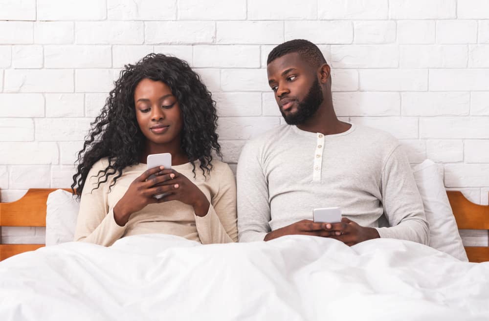 Don’t Post About Your Relationship Online