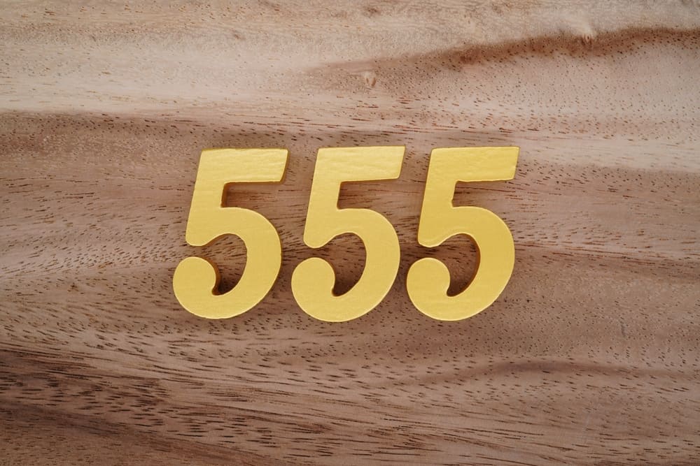 555