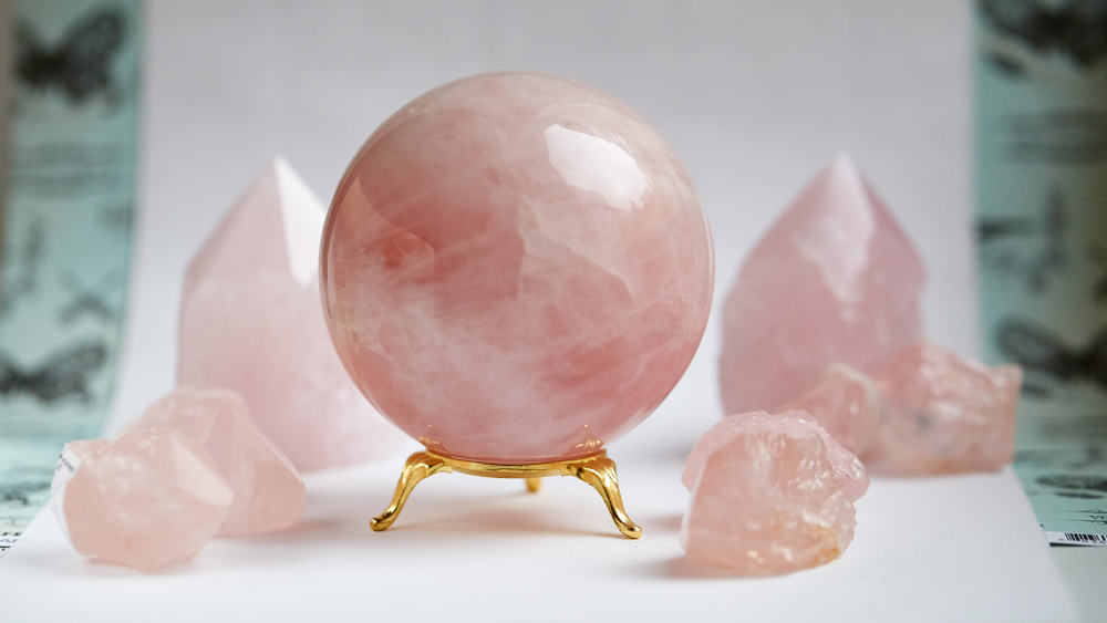 9 Steps To Manifest With Rose Quartz