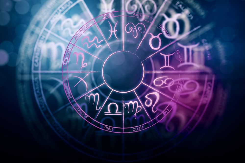 10 Steps To Becoming An Astrologer