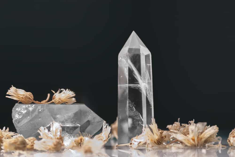 10 Tips To Manifest With Clear Quartz