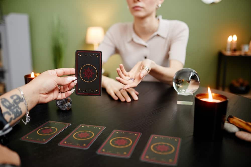Questions To Avoid During A Tarot Reading