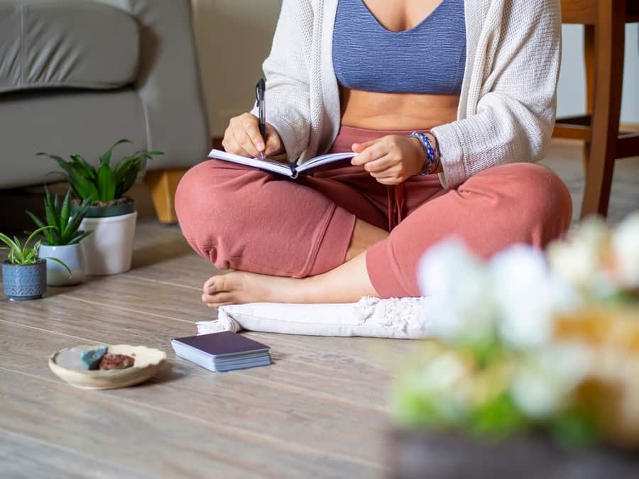 10 Steps To Practice Manifestation Meditation