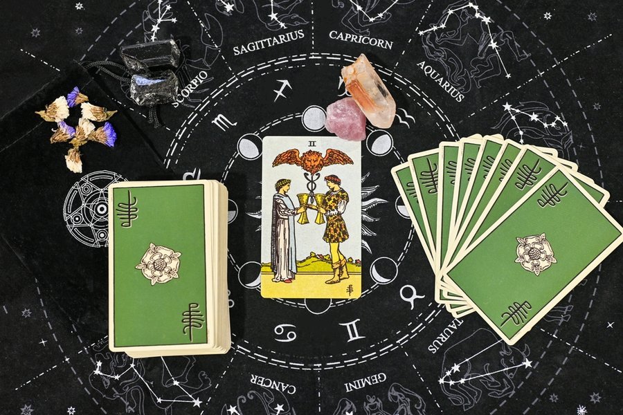 Best Tarot Spreads For Relationships