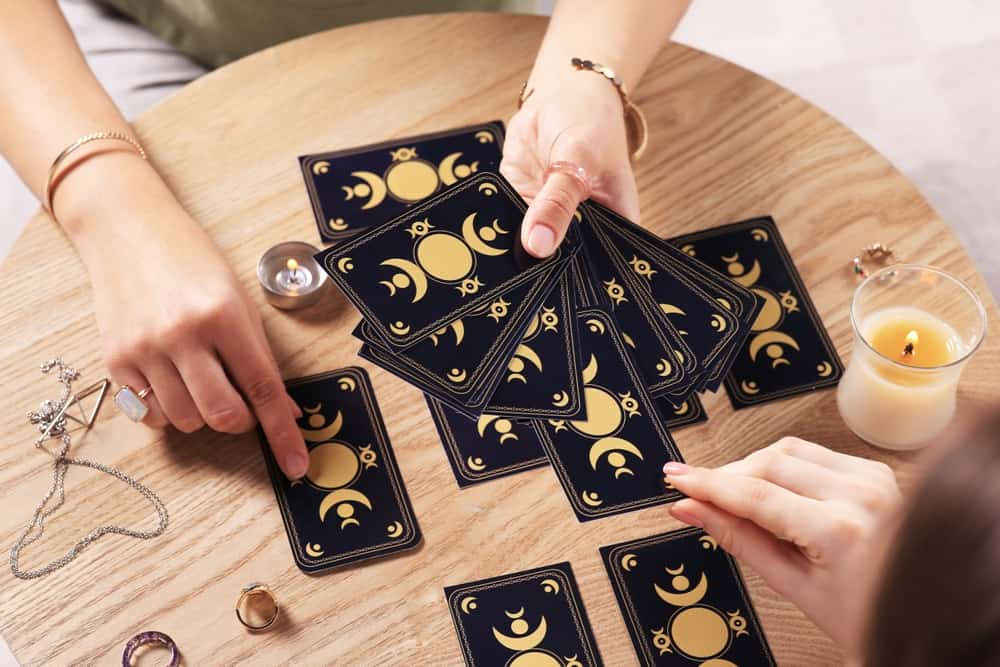 5 Factors To Consider While Pulling X Number Of Tarot Cards