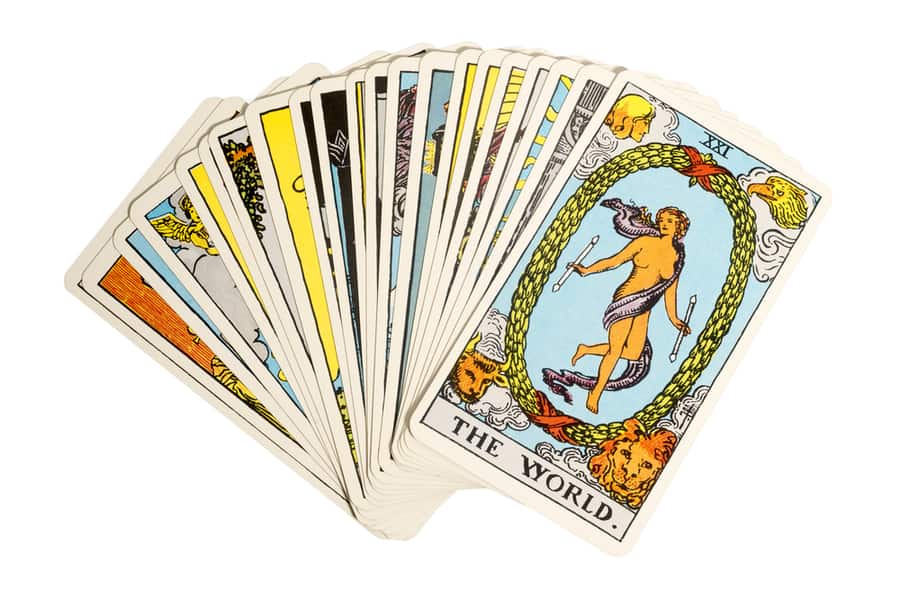 Let’s Uncover The 6 Best Cards In Tarot