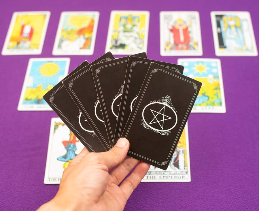 5 Bad Tarot Cards In A Love Reading