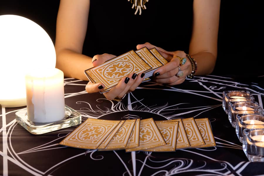 No True Shuffling Of Tarot Cards