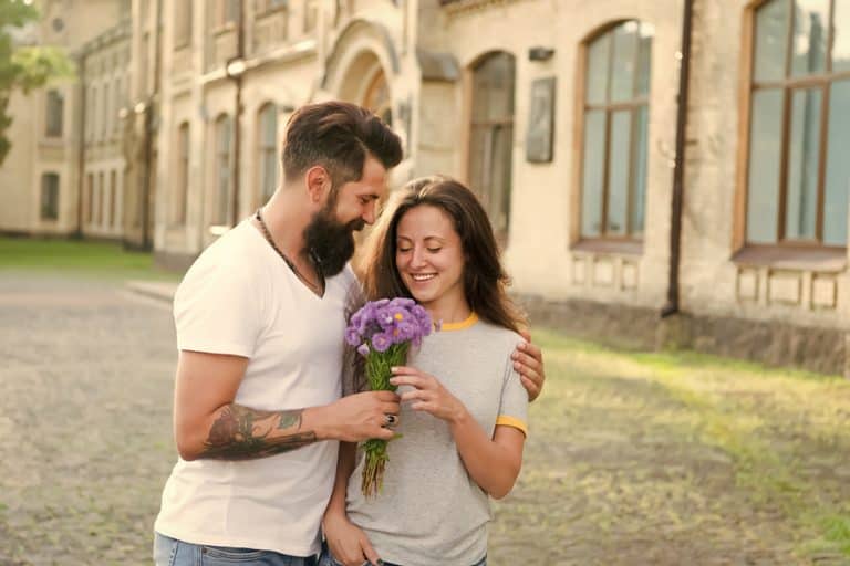 16 Telltale Signs a Gemini Man Secretly Likes You LeadByStars