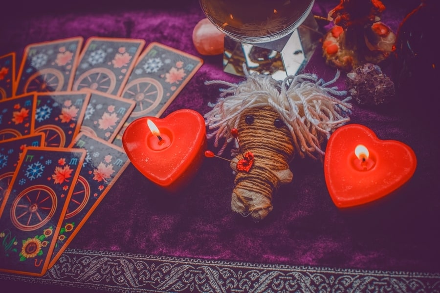 Yes Or No Questions To Ask Tarot Cards About Love